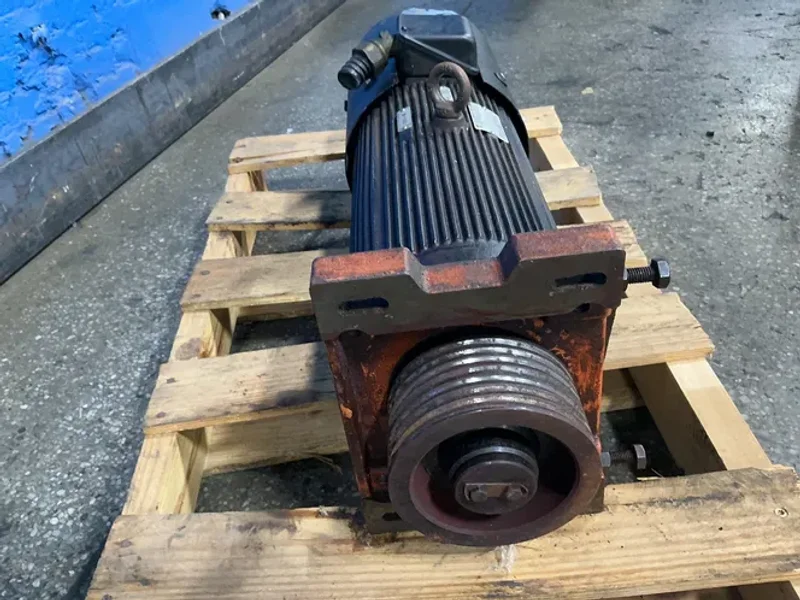 Yaskawa Electric 5 Kw Ac Spindle Motor - Uaase-5k