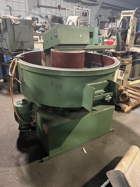 Ultramatic Vibratory Finishing Mill Model: VB100  New: 1995