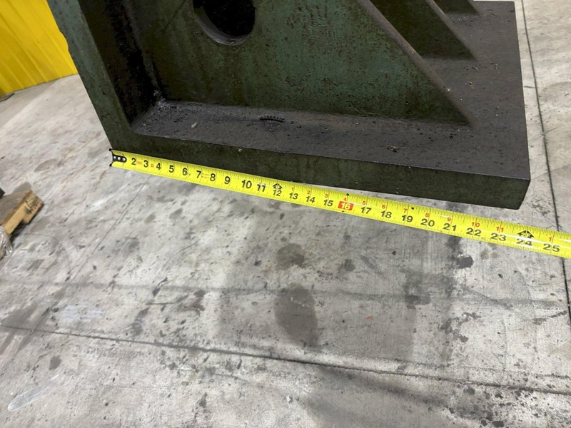 24&quot; X 24&quot; X 24&quot; SET OF 2 MACHINED ANGLE PLATES: STOCK #20278