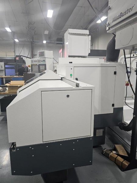 Studer Favorit CNC Cylindrical Grinder, 2021 – Low Hours, Fanuc Control, Tooling