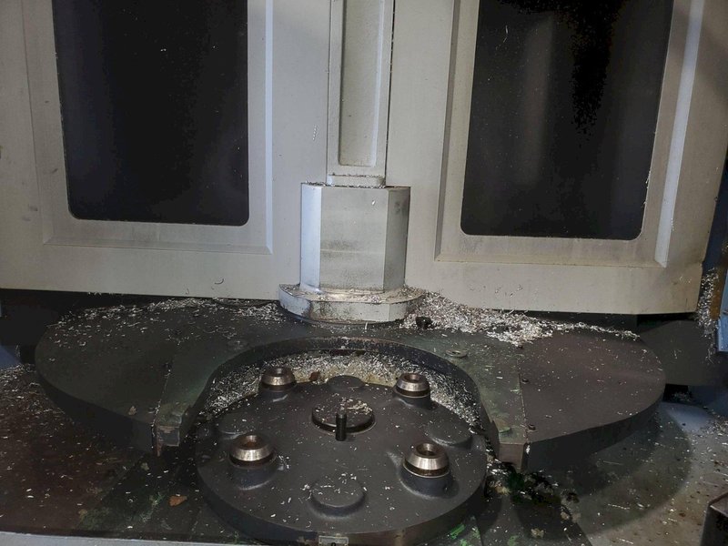 Doosan HP 5100 HMC, 2008 – TSC, Fanuc Control, Chip Conveyor