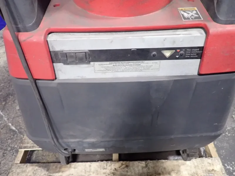 LINCOLN ELECTRIC FUME EXTRACTOR   -  MOBLFLEX 200-MCFL