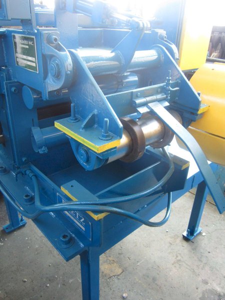 MACHINE CONCEPTS WIRE BRUSH CLEANING UNIT WITH GRINDER:  STOCK #55212