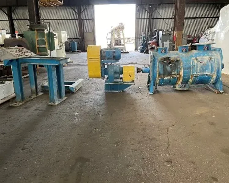 LITTLEFORD 42 CUT FT, 29.4 CU FT WORKING FKM 1200E MIXER  -  FKM 1200E