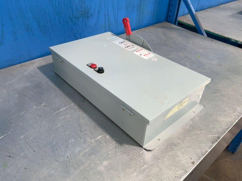 SIEMENS ELEVATOR DISCONNECT POWER MODULE SWITCH  -  ECS1T1R1RF3NB