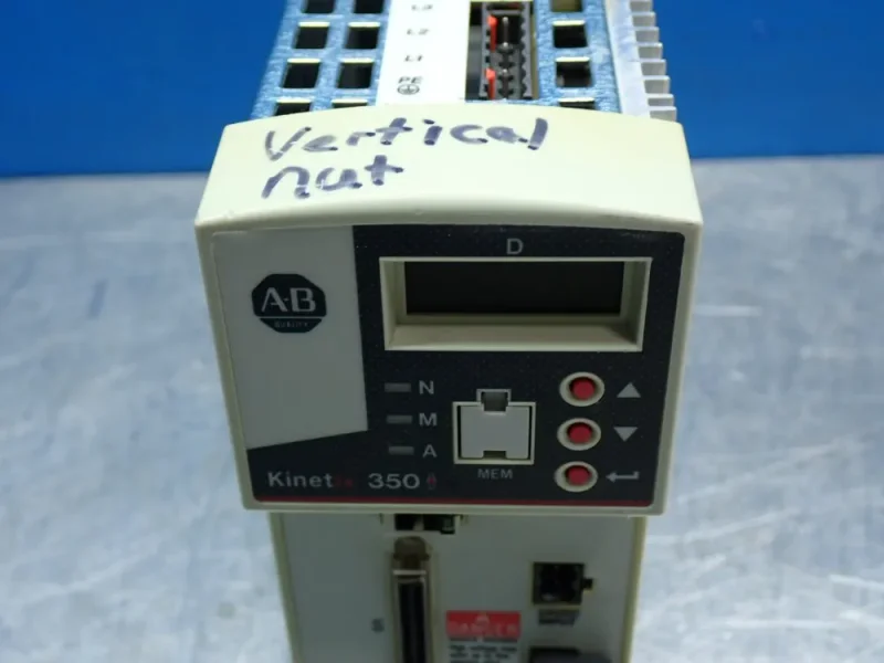 ALLEN BRADLEY 1.0KW, 2.0A OUTPUT, 2.7A INPUT KINETIX SERVO DRIVE  -  2097-V34PR3-LM