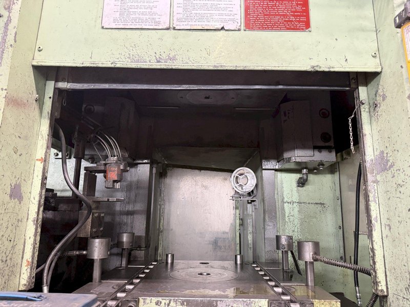 630 TON AIDA MODEL #K-630 KNUCKLE JOINT PRESS, NEW 1991: YOBRO #25820