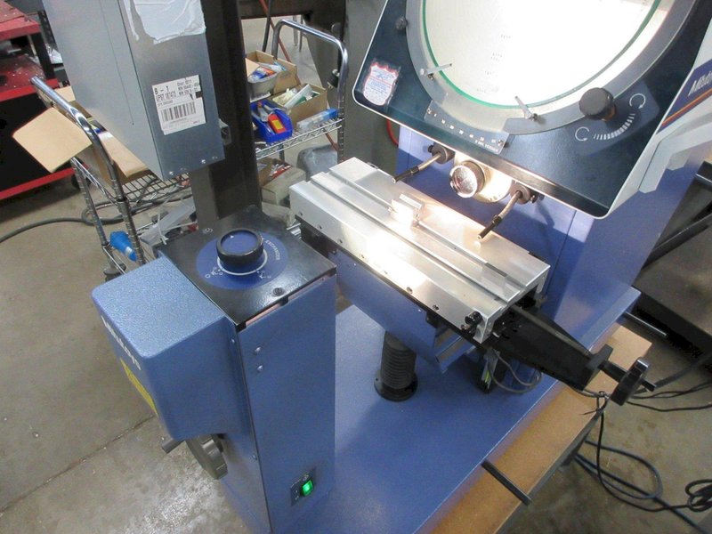 Mitutoyo Model PH-A14 Optical Comparator with KA-12 Counter DRO- Auction Item