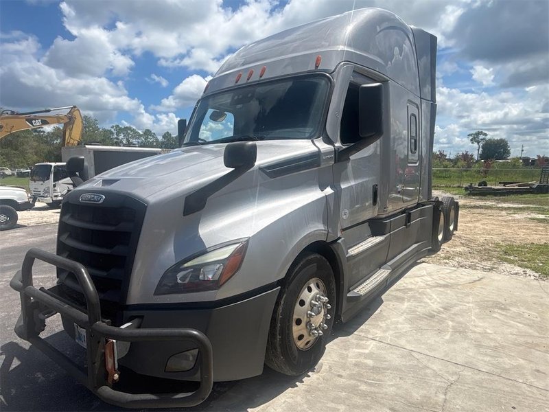 2021 Freightliner Cascadia (PT1260845) 3AKJHHDR2MSMW4378