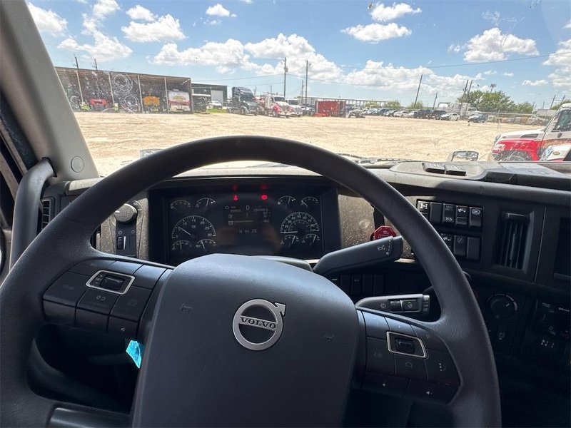2024 Volvo VNL64T860 4V4NC9EH1RN656678