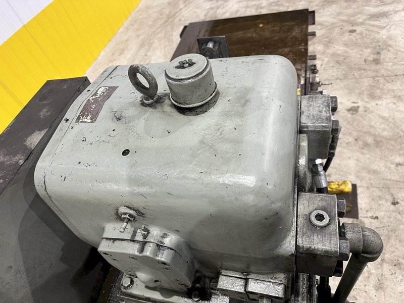 200 TON BEATTY HYDRAULIC BULLDOZER TYPE HORIZONTAL PRESS: STOCK #20538