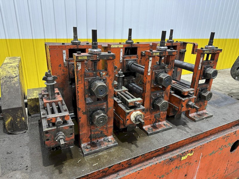 3 STAND X 2.5&quot; X 12&quot; ROLLSPACE DAHLSTROM MODEL 500-10-OB ROLLFORMER: STOCK #22622