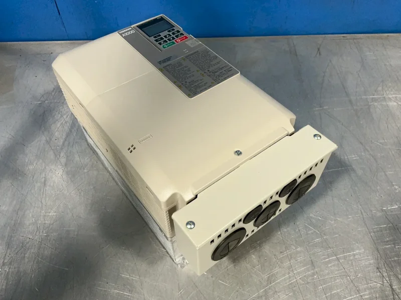 YASKAWA SERVO DRIVE  -  CIMR-AU4A0044FAA