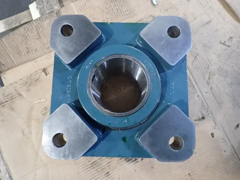 DODGE 4-BOLT FLANGE BEARING   -  823116