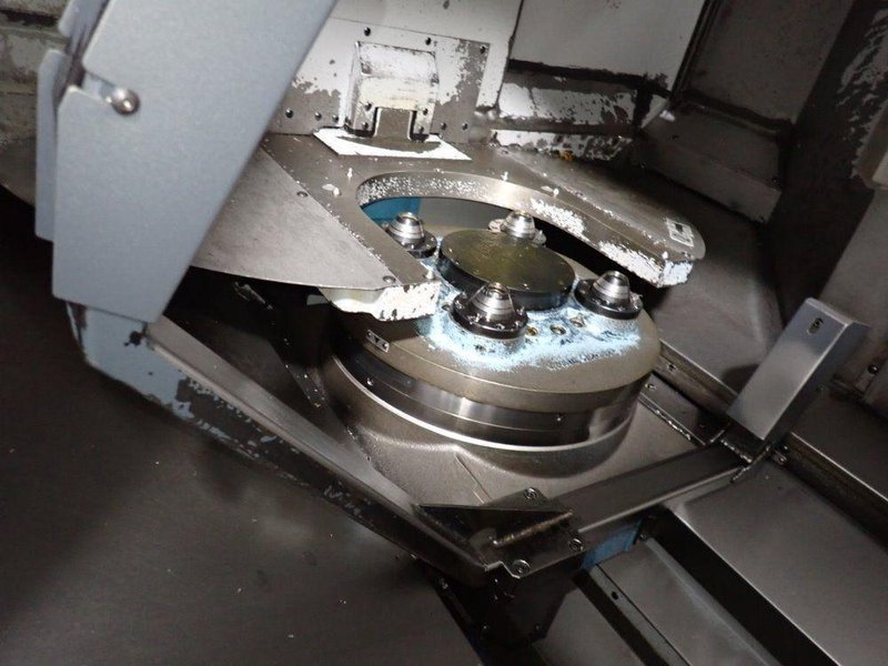 MAKINO MILLING MACHINE CO HORIZONTAL MACHINING CENTER  -  A51NX