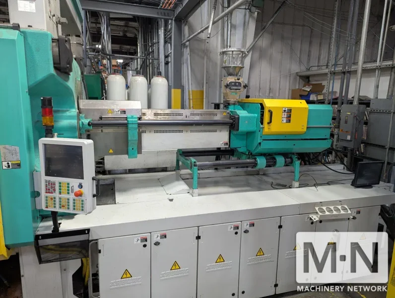 550 TON 29.1/ 8.2 OZ ARBURG MODEL 920S-5000-1300/400 2-COLOR INJECTION MOLDING MACHINE MFG 2015