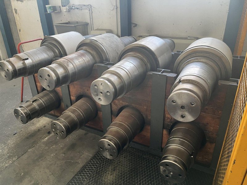 HERKULES SIEGEN WS-352 ROLL GRINDER