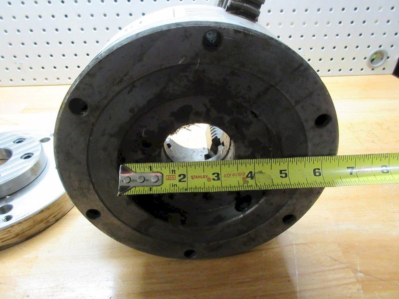 8.25" 3-Jaw Manual Lathe Chuck Direct Mount with Adapter Plate- Auction Item