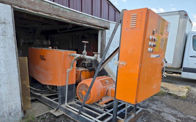 200 HP NATIONAL LIQUID BLASTING (NLB) MODEL 8200-E-1-3/8 HIGH PRESSURE WASHER: YOBRO #24595