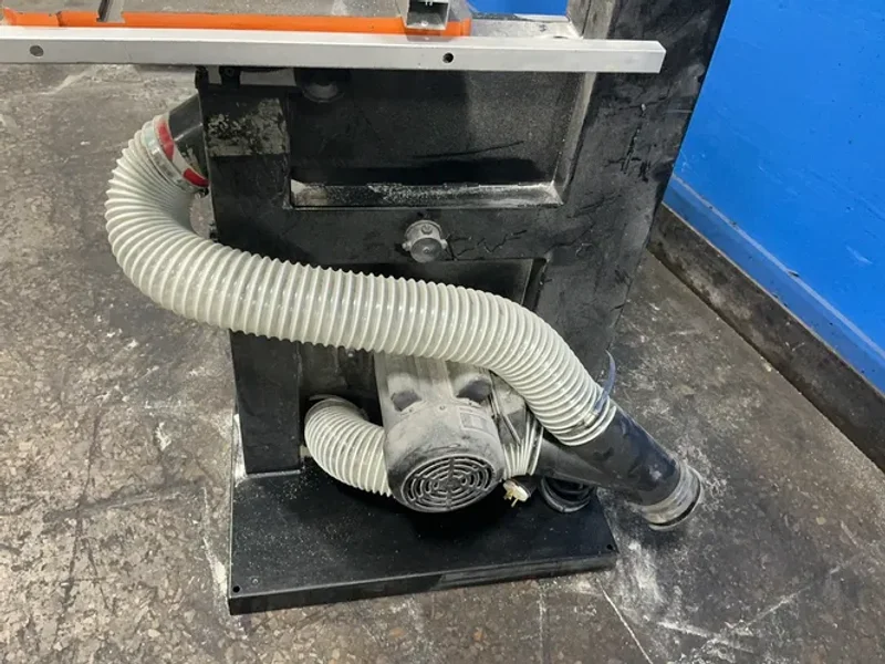 Grizzly 17" Vertical Band Saw - G0513anv
