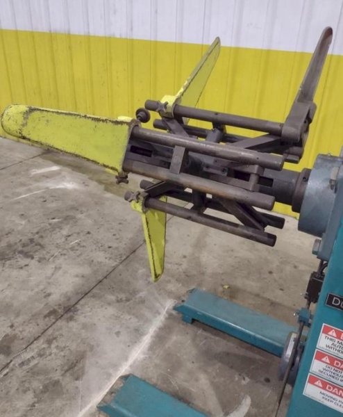 4,000 LB X 16" DURANT MODEL #MD-401-M MOTORIZED UNCOILER COIL REEL. STOCK # 0540326