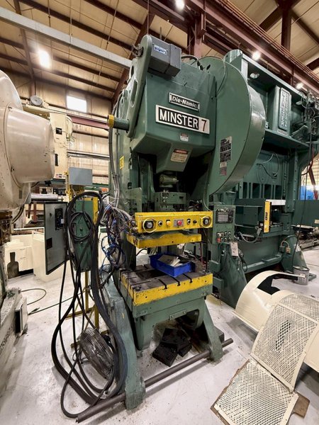 75 ton Minster #7D-SS Die-Namic Mechanical Metal Stamping OBI Single Crank Press For Sale, Year 1983