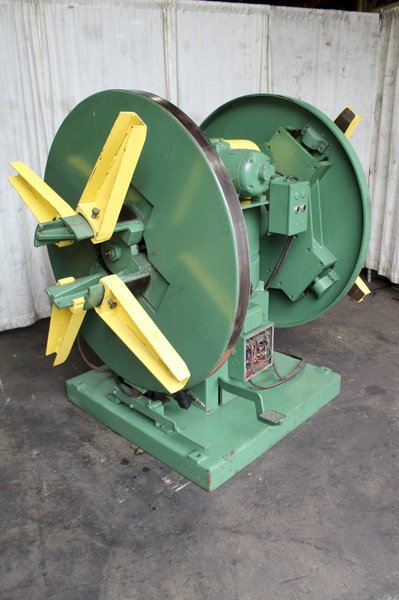 4000 LB x 12" AUTOMATIC FEED DOUBLE END COIL REEL: STOCK #72177