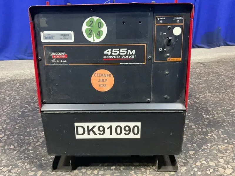 Lincoln Electric  455 Watts  Welder - Powerwave455m
