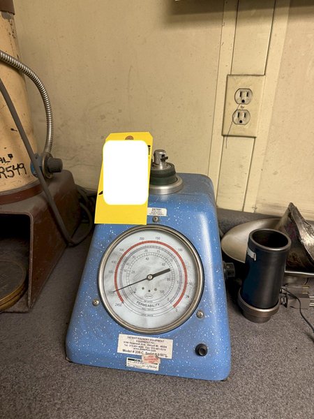 Dietert model 338C electric permmeter s/n 51573