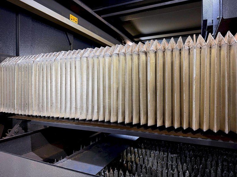 Amada Ensis 3015 AJ 9KW Fiber