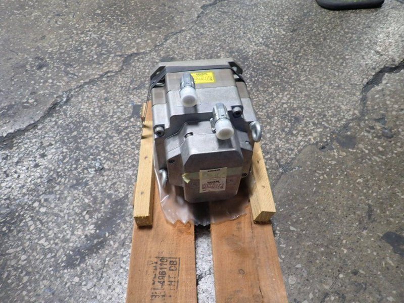 Siemens  Servo Motor - 1fk7100-5af71-1eb0