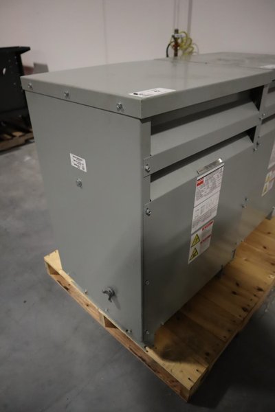 Dayton Dry Type Distribution Transformer 44YV16 - Auction Item