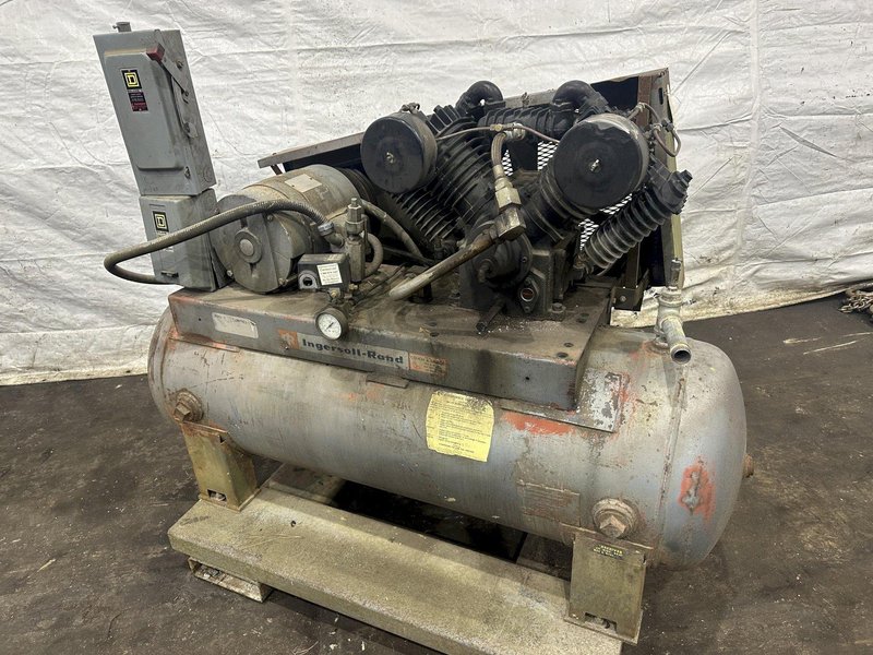 10 HORSEPOWER AIR COMPRESSOR: STOCK #77668