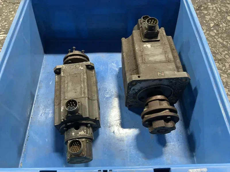 Servo Motors