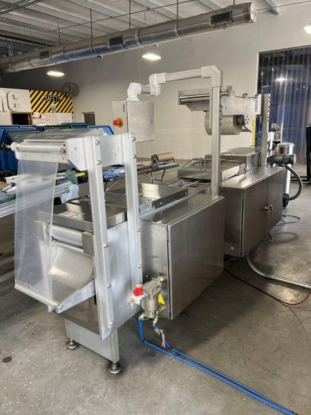 Rollstock RA200 Vacuum Packaging Thermoformer – 2022 – Roll-Fed, High-Speed Operation