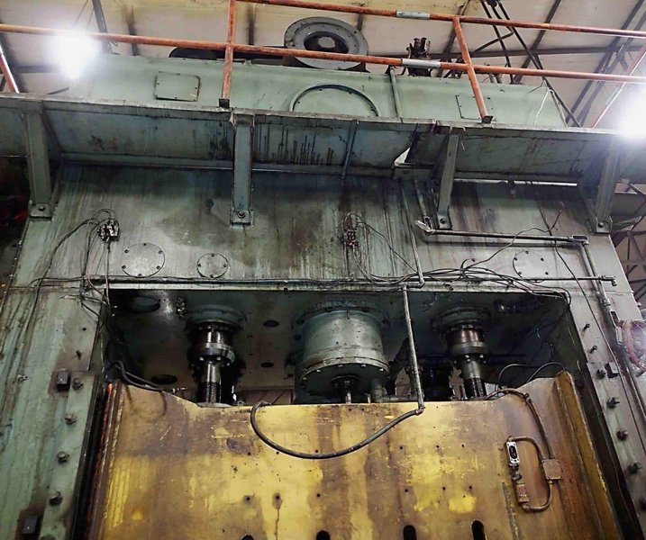 660 Ton British Clearing Model S4-650 108-64 Straight Side Press- 66″ x 108″ Bed, 18″ Stroke, 48″ Shut