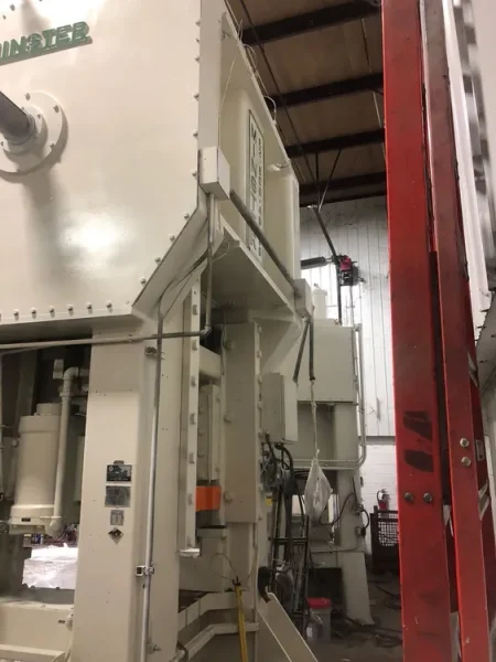 MINSTER 600 TON SSDC PRESS, S/N E2-600-14892, STOCK# 13788J