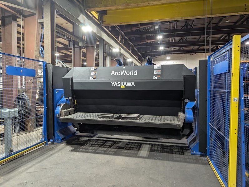 Yaskawa Motoman ArcWorld System 6200-750 Robotic Welding Cell, 2022 – 2 AR1440 Robots, Miller Power Source, Wire Feeder