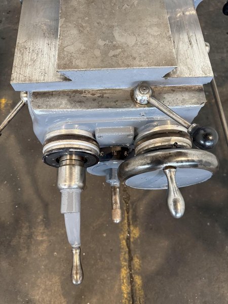 CINCINNATI #2ML HORIZONTAL MILLING MACHINE. STOCK # 0553025.