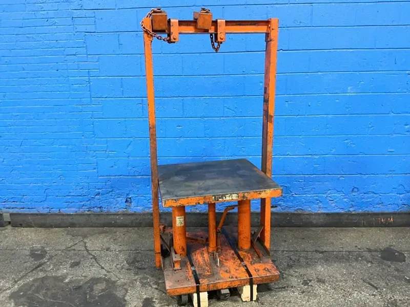 Lexco 2000 Lbs Lift Table - Special Dh-3339-22