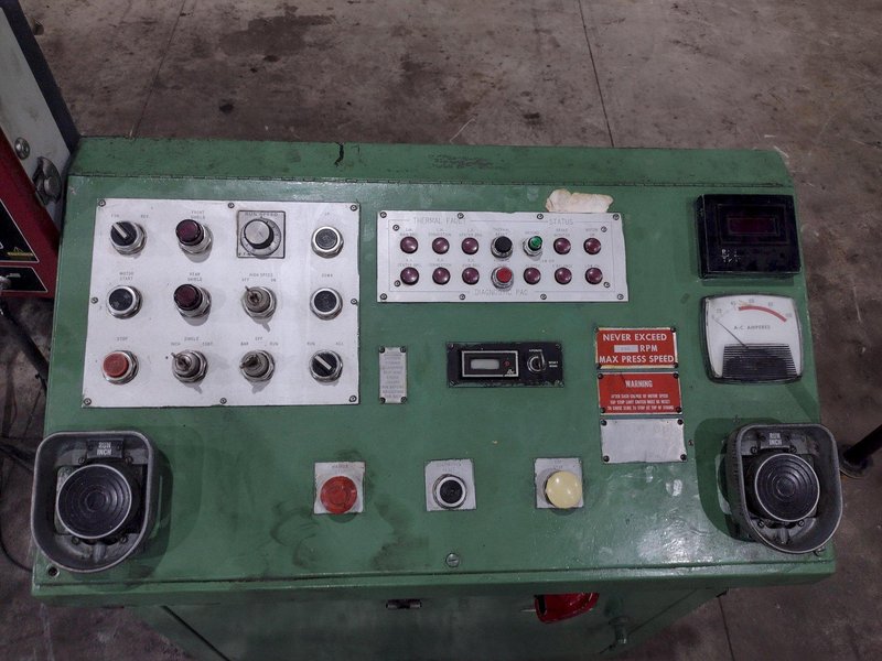 75 TON X 42" X 24" L&amp;J MODEL #EM275 HIGH SPEED STRAIGHT SIDE STAMPING PRESS, 2.5" STROKE: STOCK #23627