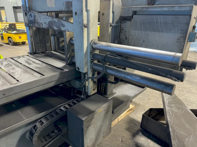 HYD-MECH 32” X 16” HORIZONTAL BAND SAW  -  M-16A