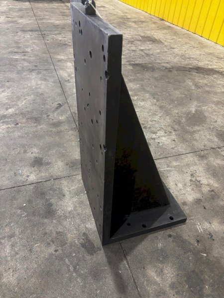 (2) 18&quot; X 18&quot; X 36&quot; X ANGLE PLATES:YOBRO #24037