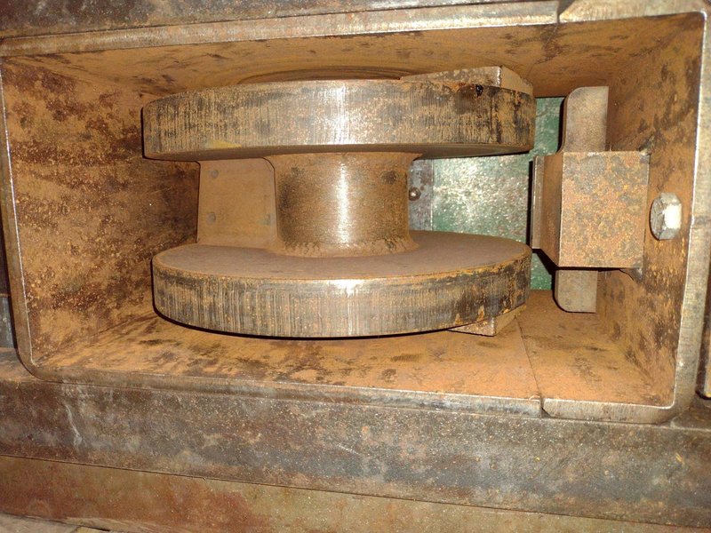 1.25&quot; BULLDOG BANDING SCRAP CHOPPER 110V: STOCK #23231