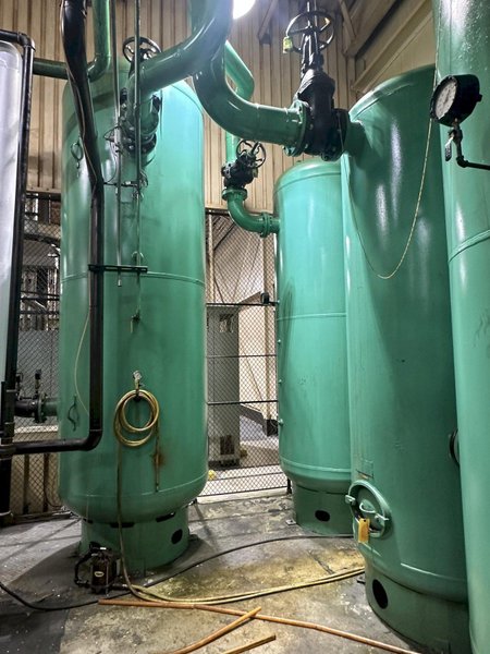 WOOD INDUSTRIAL VERTICAL AIR STORAGE TANK: STOCK #23050