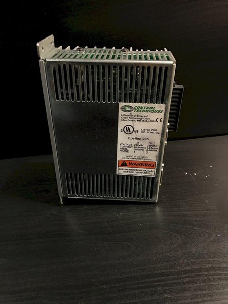 CONTROL TECHNIQUES EPSILON205 Servo Drive USED