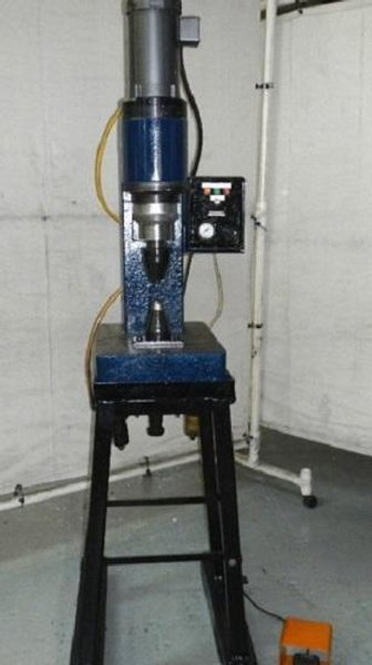 .55&quot; TAUMEL ORBITAL HEAD FORMING MACHINE