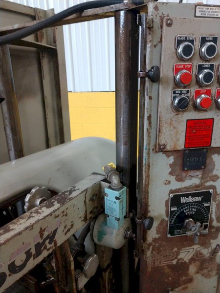 12" X 14" WELLSAW MODEL #1270 HORIZONTAL AUTOMATIC FEED DUAL POST BAND SAW: STOCK 12712