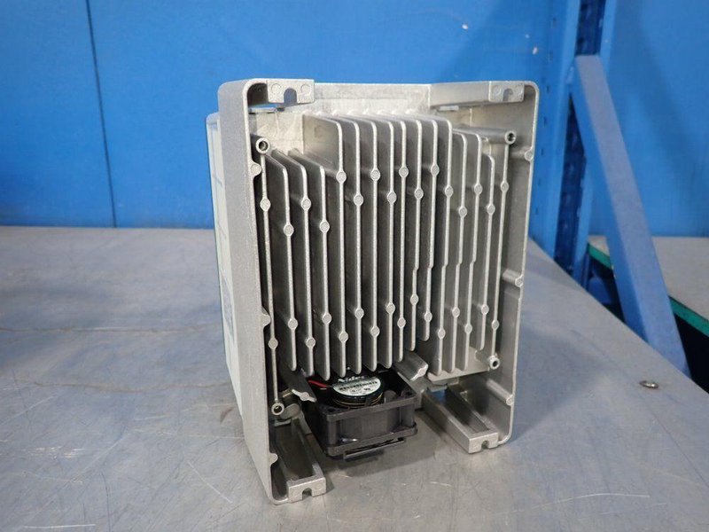 ALLEN-BRADLEY DRIVE  -  POWERFLEX 70 / 20AD8P0A0AYNNNC0