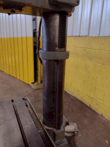 24" TOS MODEL #VS32 GEARED HEAD DRILL PRESS WITH POWER DOWNFEED: STOCK 17363